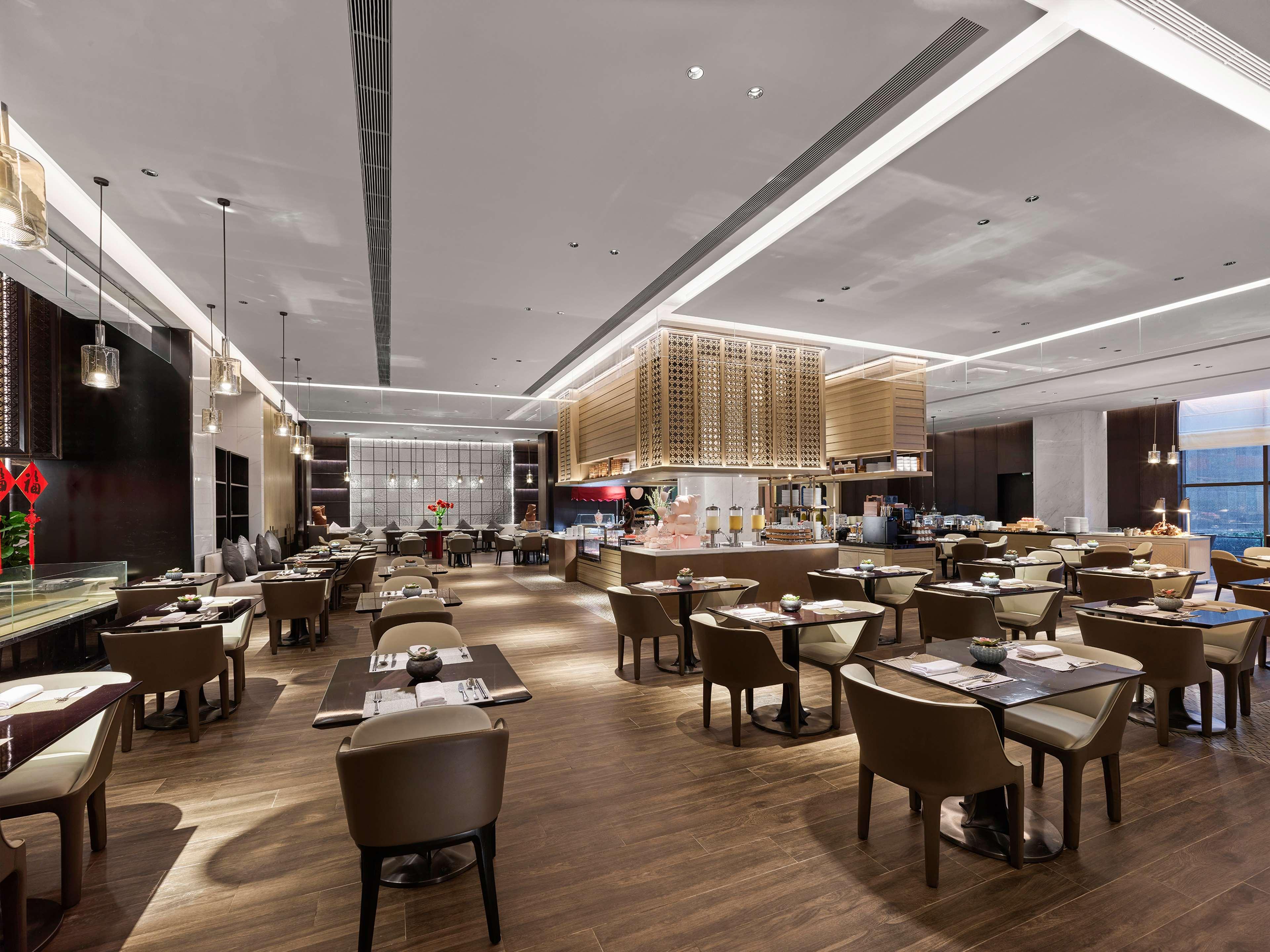 Hotel Hilton Jiaxing Exterior foto